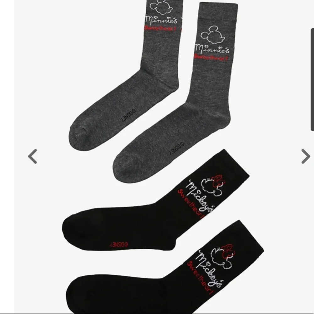 Disney‎ Mickey Minnie Mouse Couple Crew Socks Hot Topic